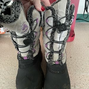 Girls used boots